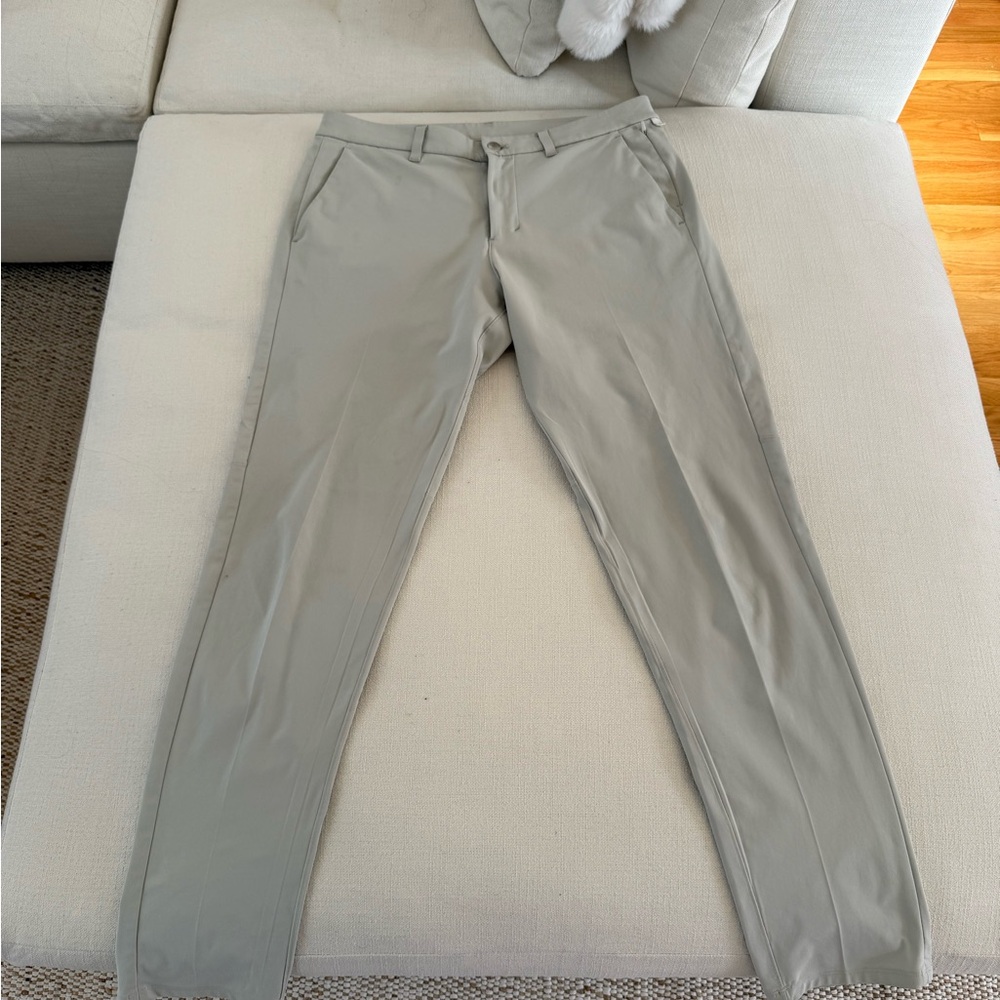 Lululemon Commission Slim Pant Khaki